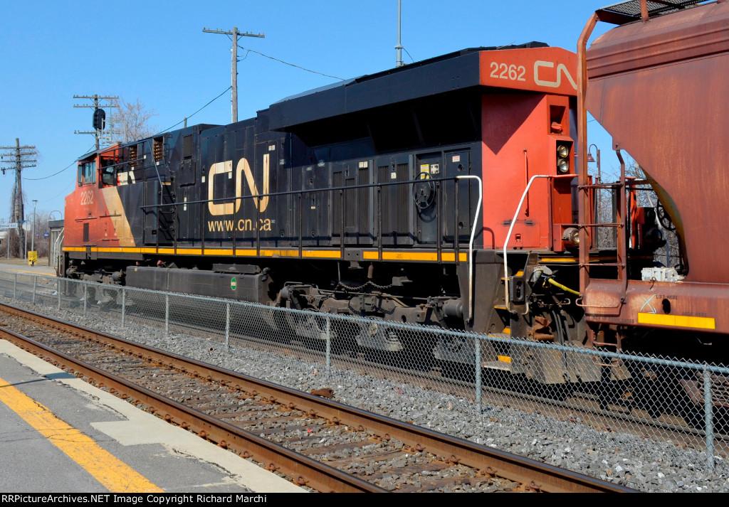 CN 2262